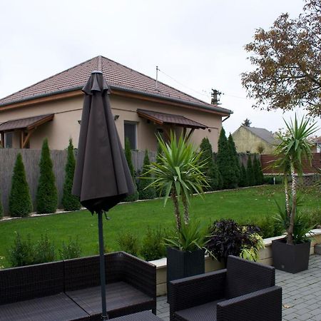 Gerti Apartman 2 Nyíregyháza エクステリア 写真